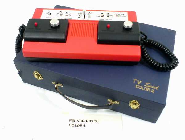 Eximec Importe TV Spiel Color 2 (inside blue, wooden carrying case)